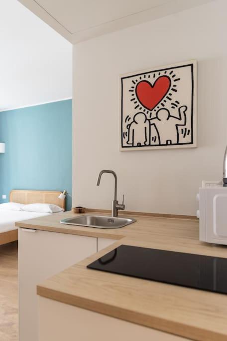 Youhosty - Ticinese Suite 1 มิลาน ภายนอก รูปภาพ