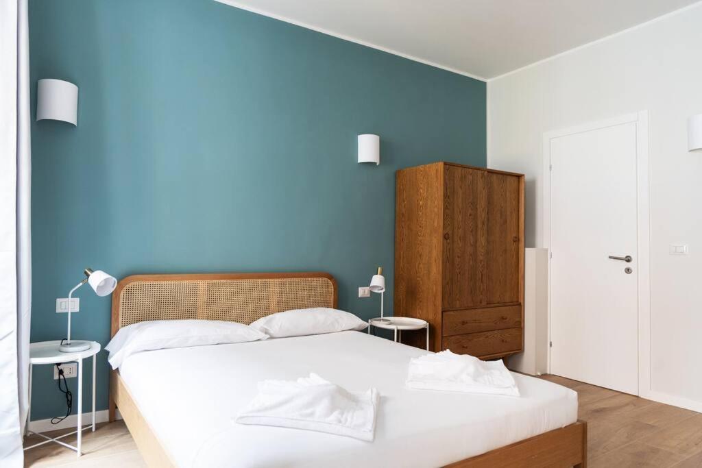 Youhosty - Ticinese Suite 1 มิลาน ภายนอก รูปภาพ