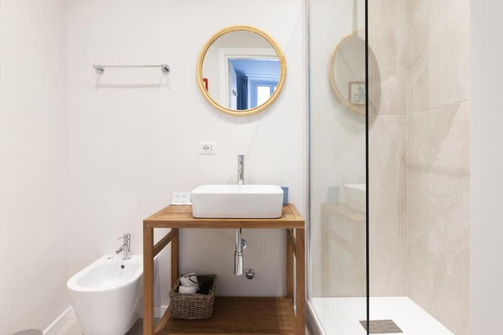 Youhosty - Ticinese Suite 1 มิลาน ภายนอก รูปภาพ