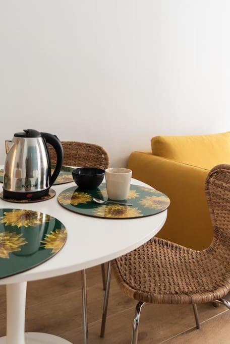 Youhosty - Ticinese Suite 1 มิลาน ภายนอก รูปภาพ