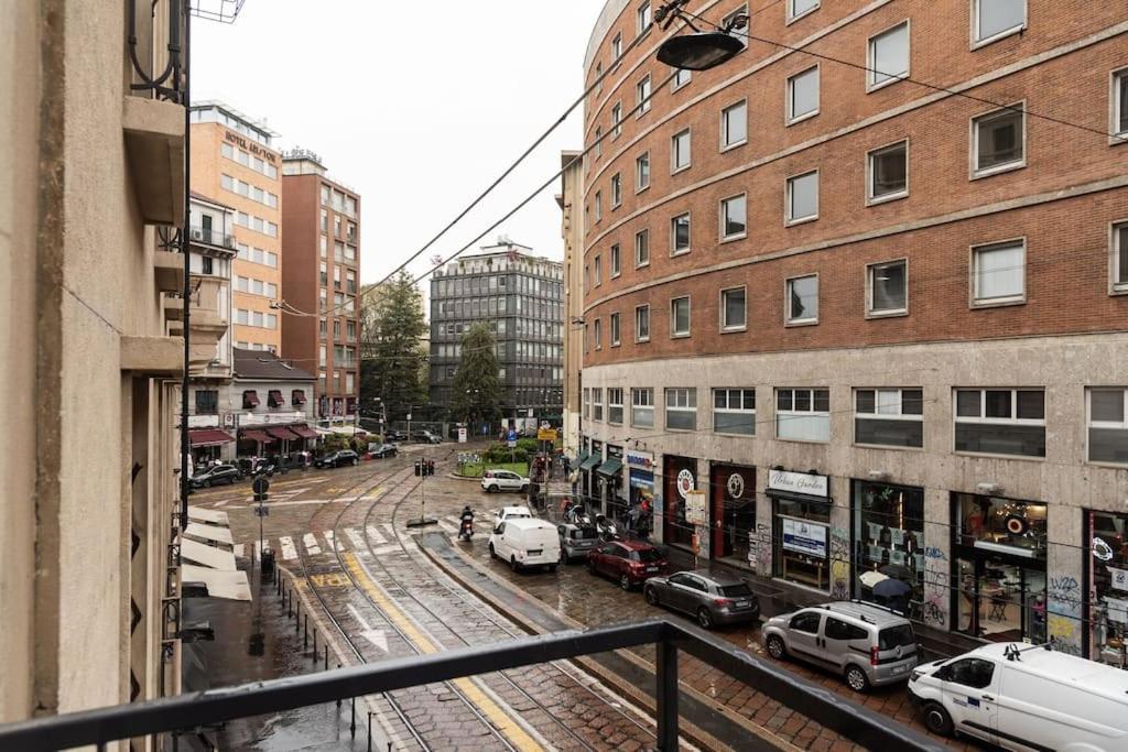 Youhosty - Ticinese Suite 1 มิลาน ภายนอก รูปภาพ